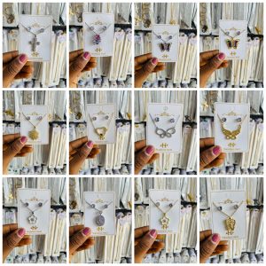 Dozen dainty set collection 4