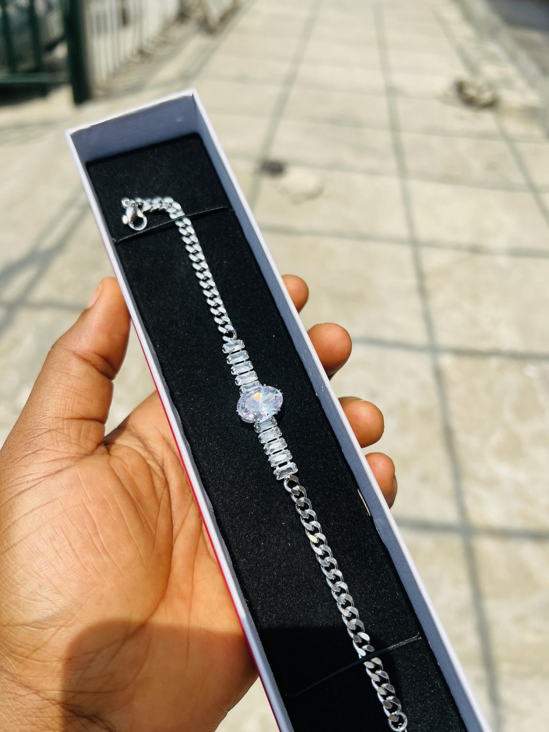 Oval chain link Cz bracelet - Image 4