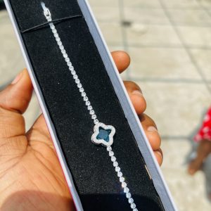 Vca light blue stone Cz bracelet (silver)