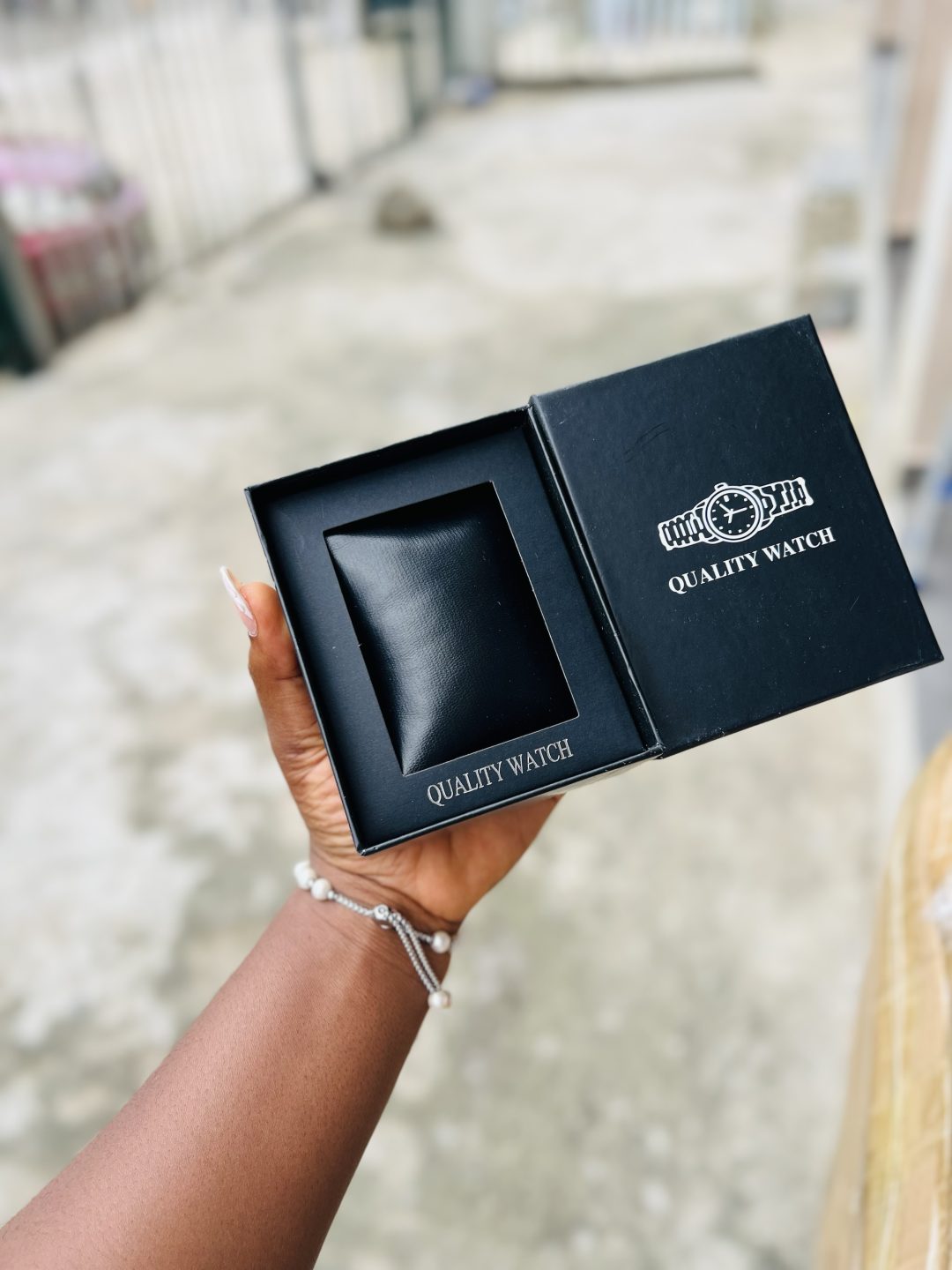 Quality Watch box - Image 4