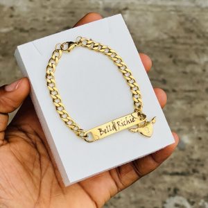 Winged Engraved mini Cuban bracelet