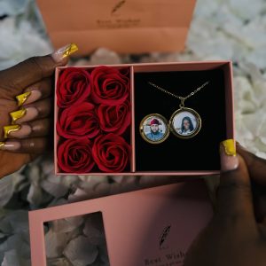 Gold circle locket with paper box