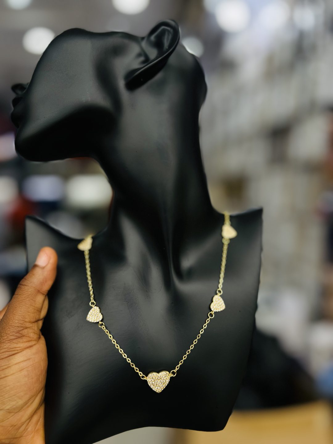 Five heart gold  necklace - Image 4