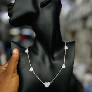 Five heart silver necklace