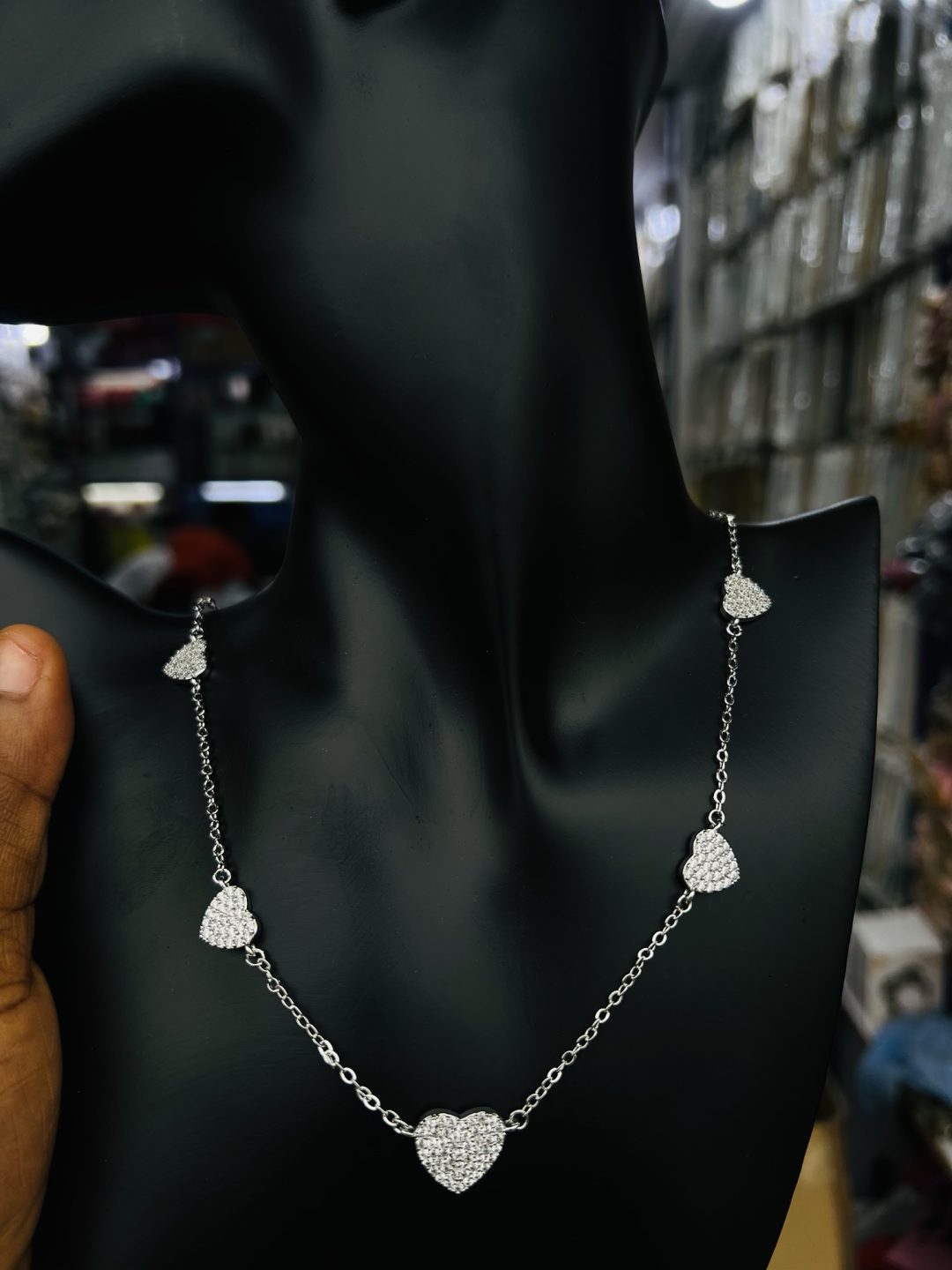 Five heart silver necklace - Image 3