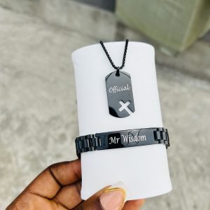 Criss cross engraved black combo