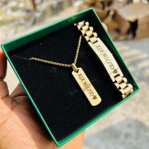 Gold flat necklace and bracelet set with box