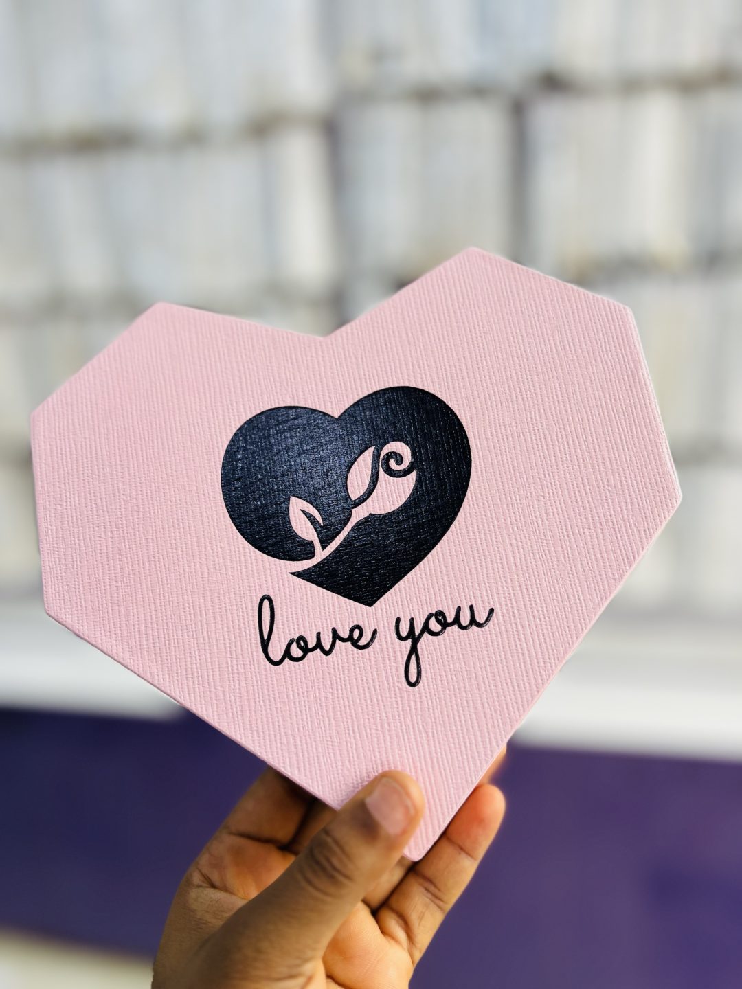 Romantic pearl heart shaped rose box - Image 2
