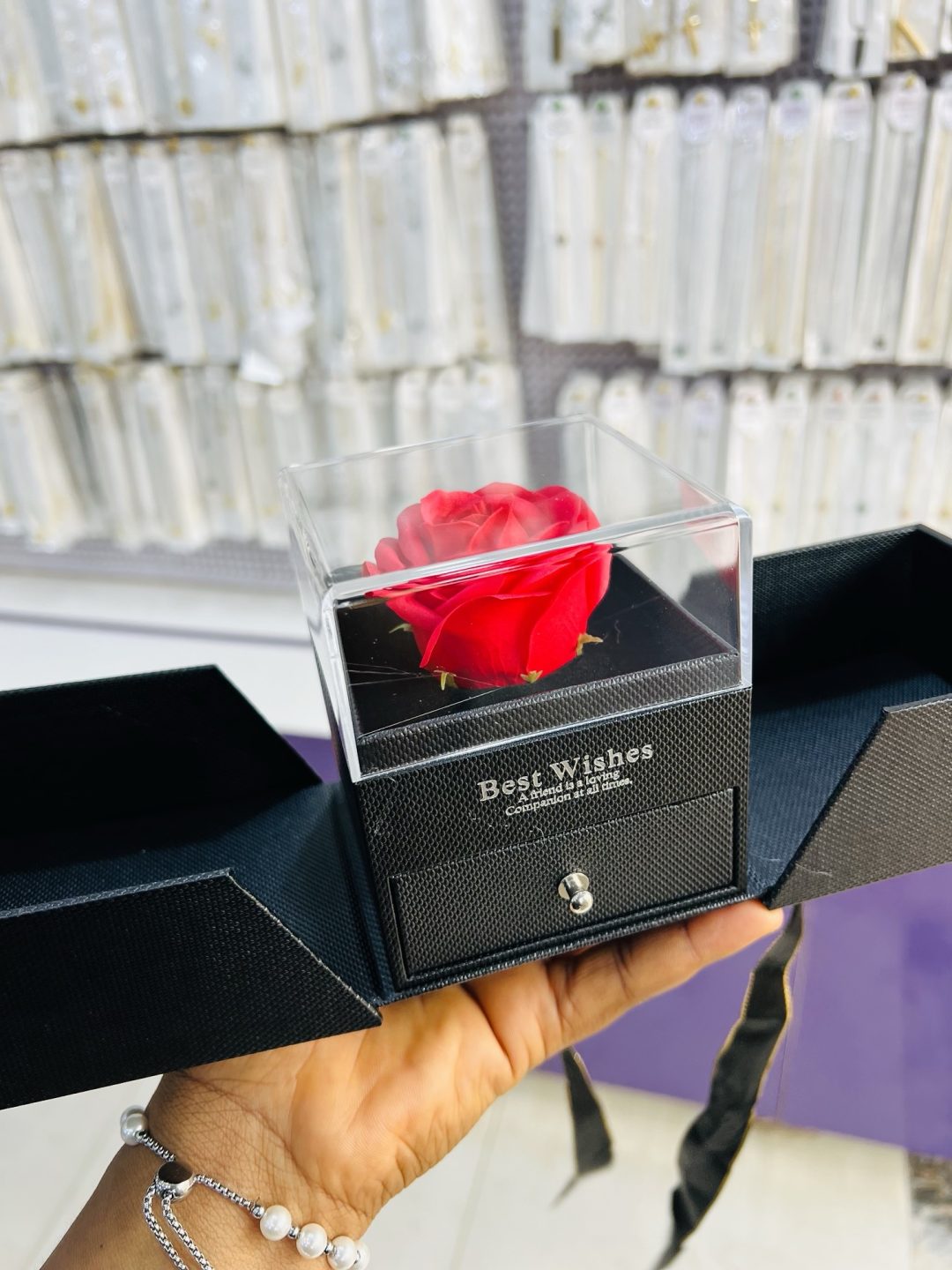 Black mystery acrylic rose box - Image 3