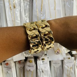 Cuban link chunky bracelet
