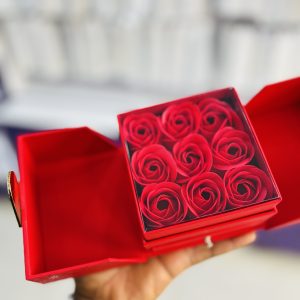 Full pink rose secret box