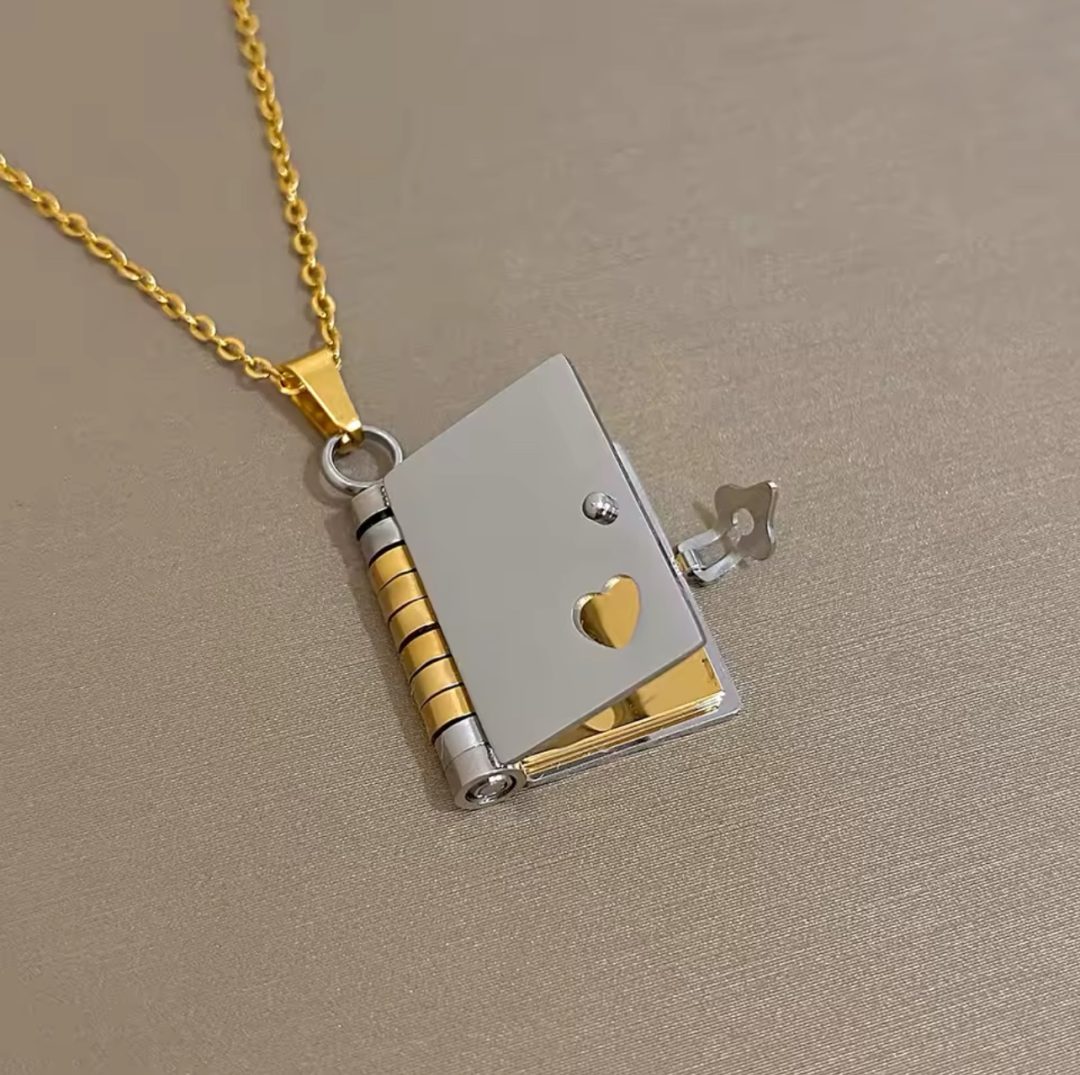 3 Pages Booklet  Engraved necklace - Image 4