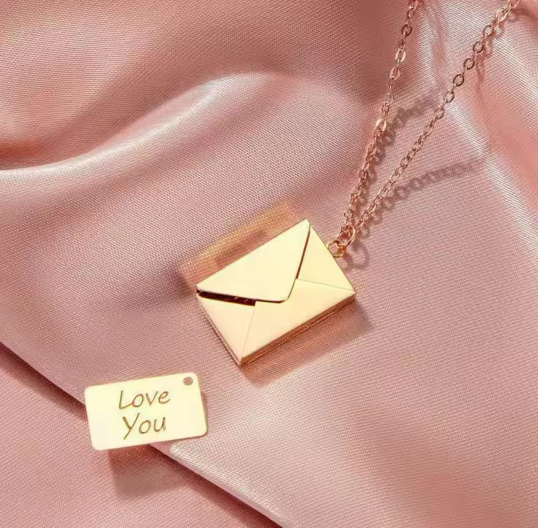 Envelope Engraved necklace - Image 2