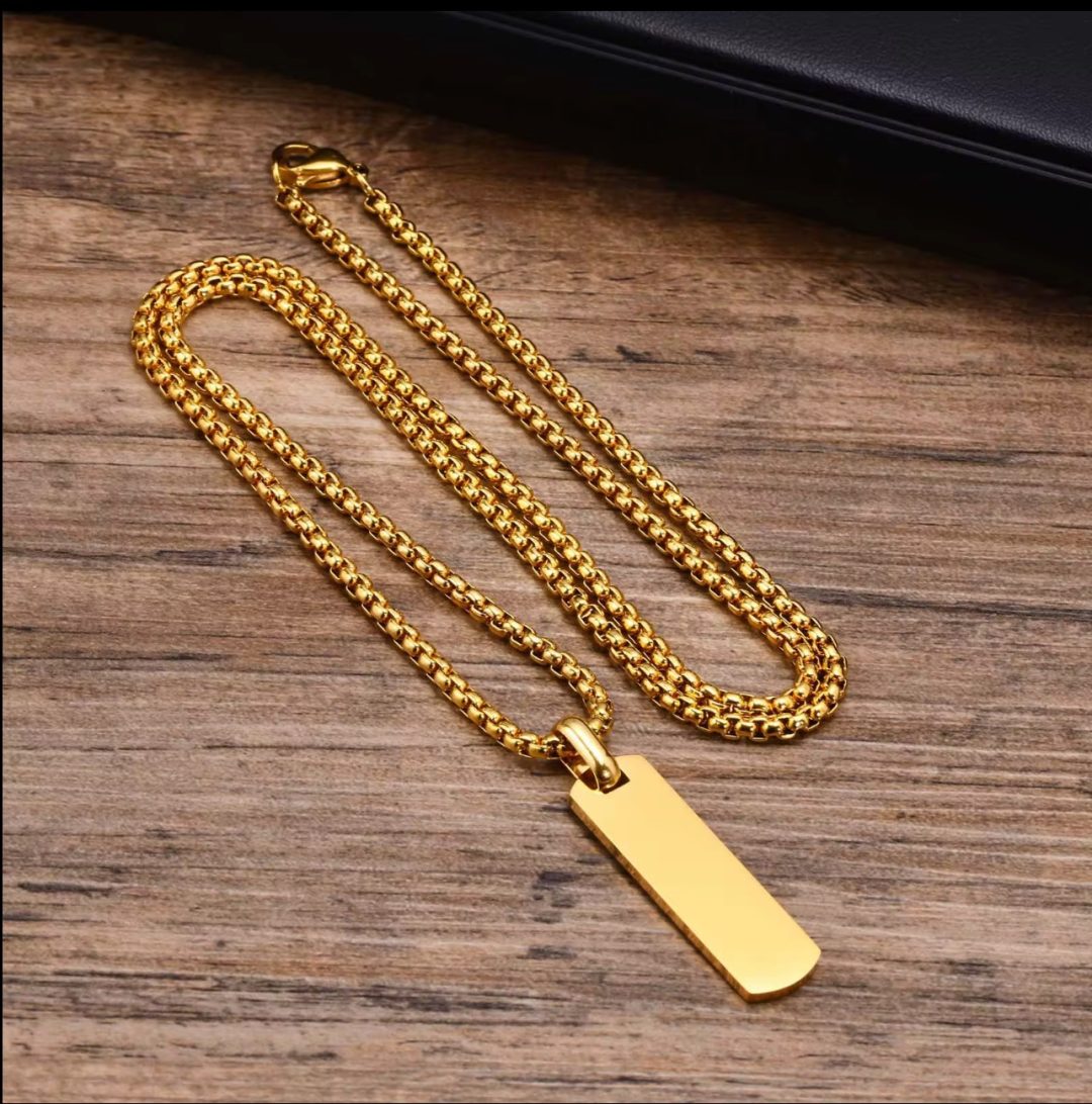 Gold flat Engraved necklace - Image 2