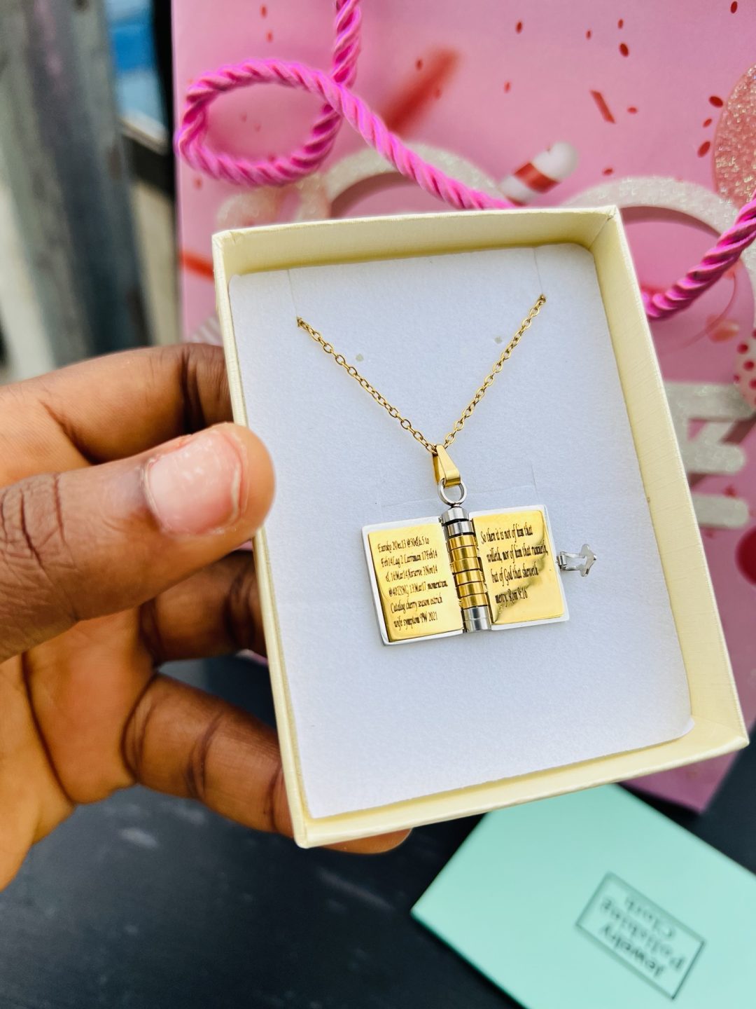 3 Pages Booklet  Engraved necklace - Image 6