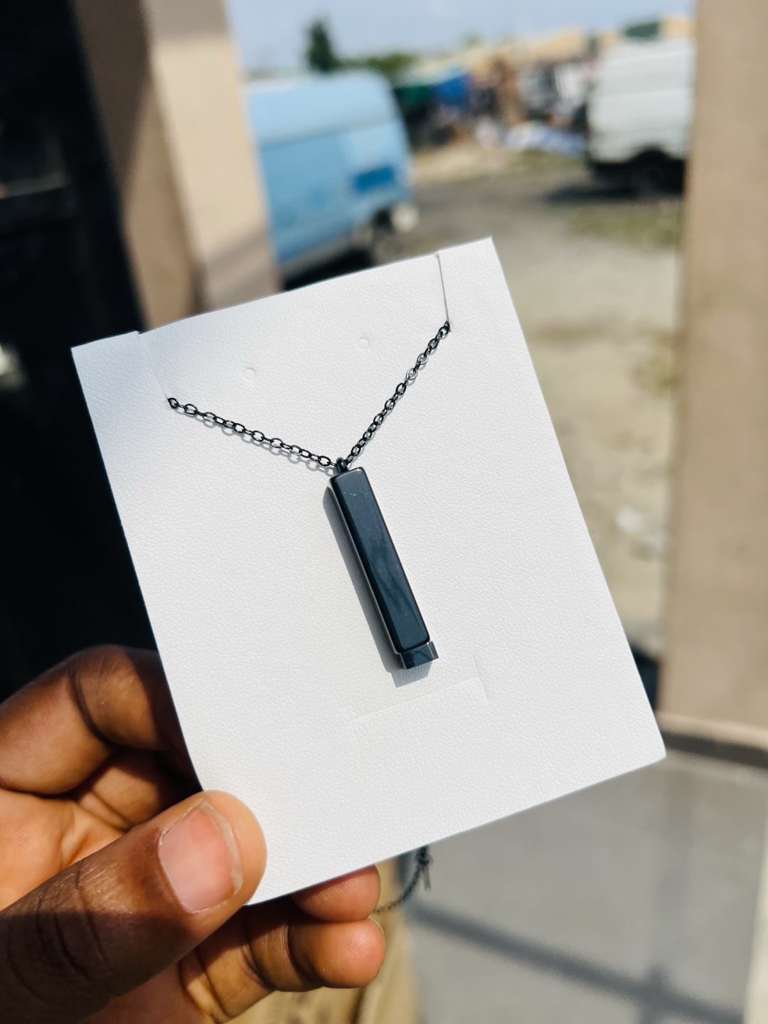 Black drawstring engraved necklace - Image 5