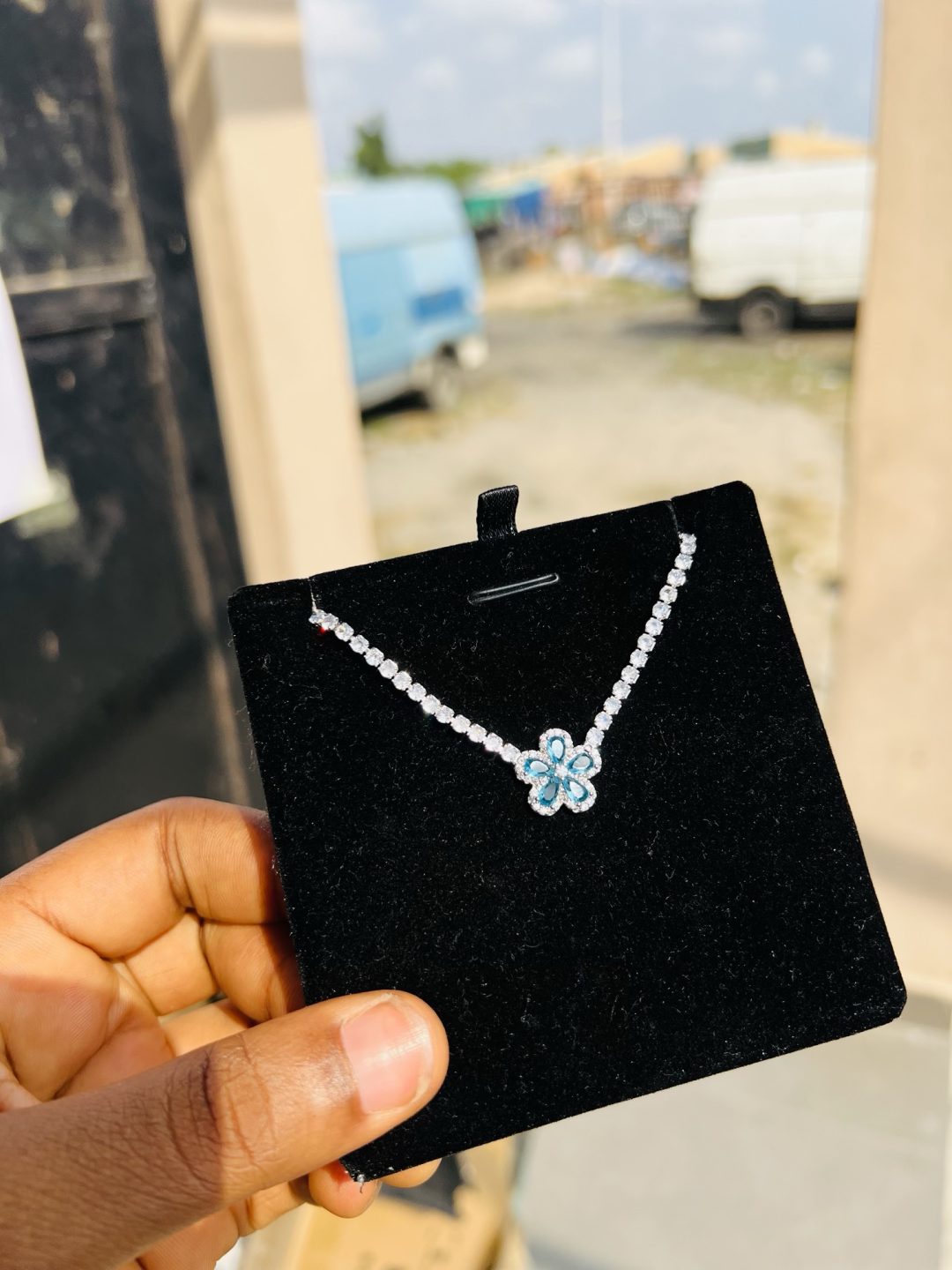 Light blue flowered Cz necklace (silver) - Image 2