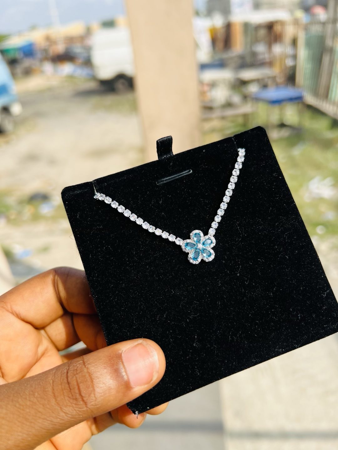 Light blue flowered Cz necklace (silver) - Image 3