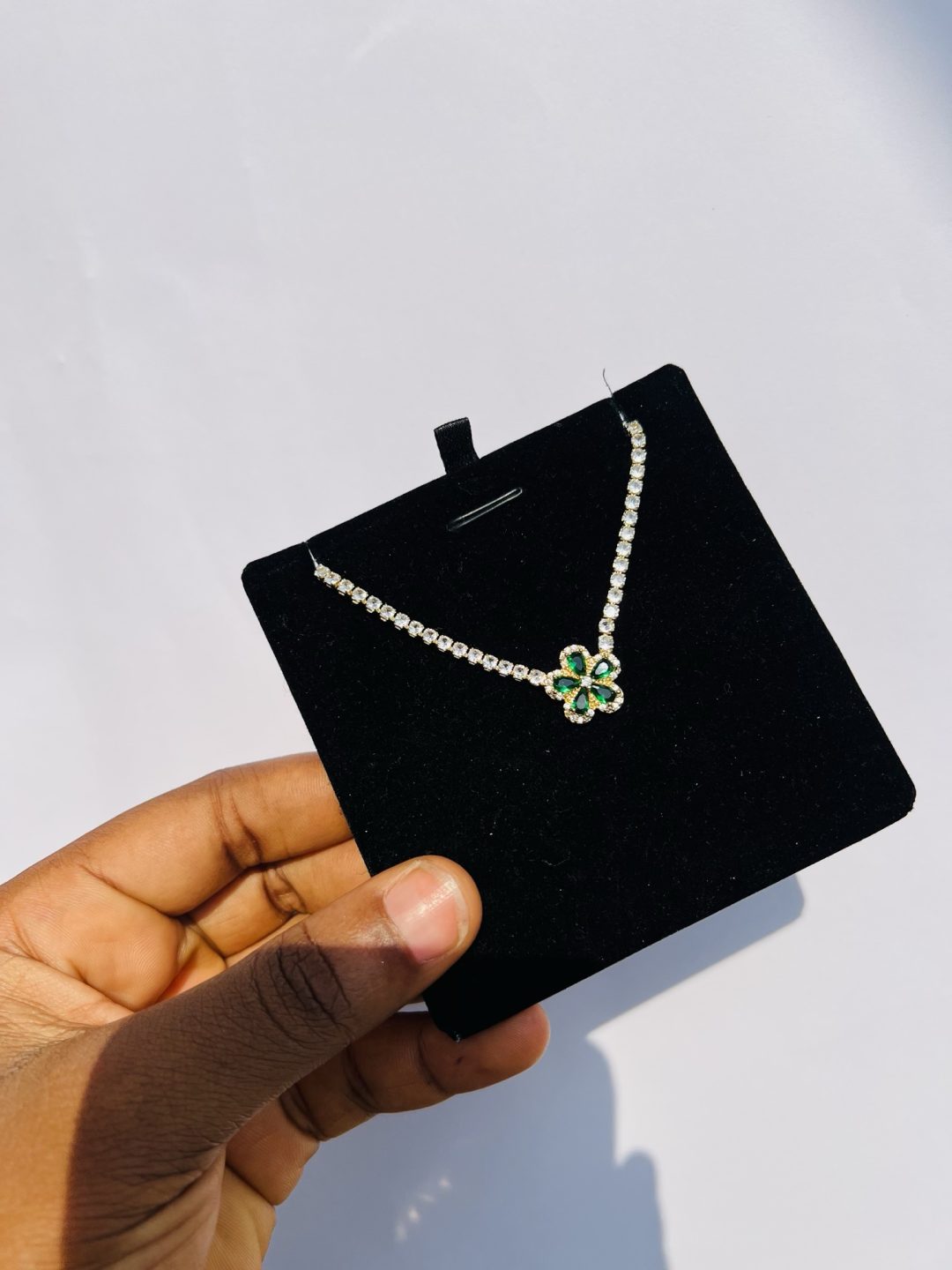 Green flowered Cz necklace (gold) - Image 5