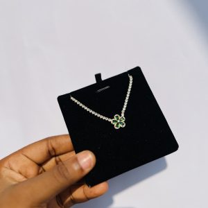 Green flowered Cz necklace (gold)