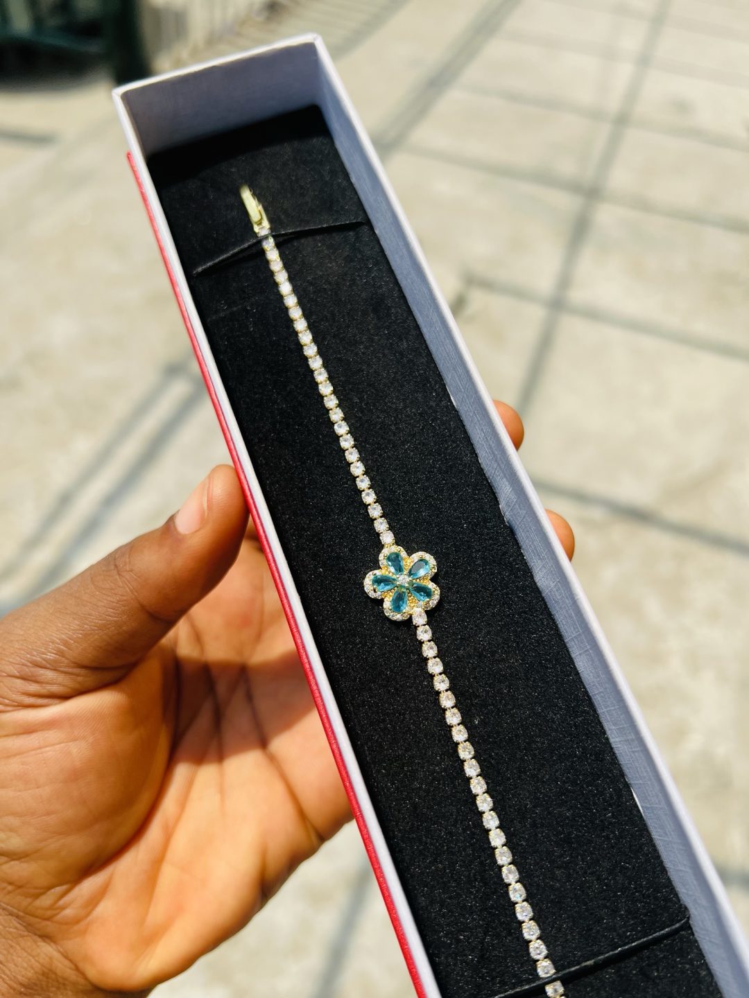 Turquoise blue Flowered Cz bracelet (gold) - Image 2