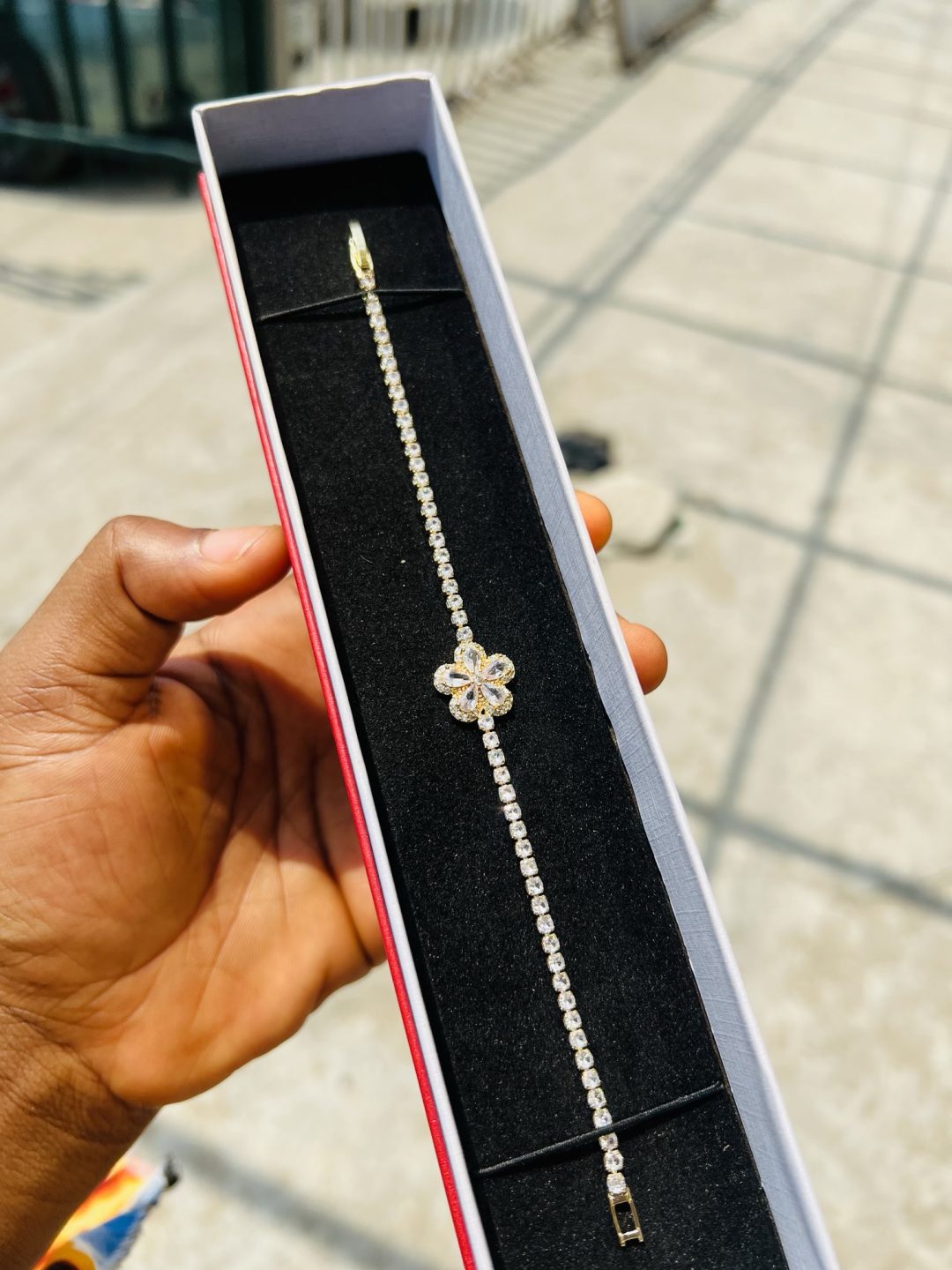 White flowered Cz bracelet (gold) - Image 3