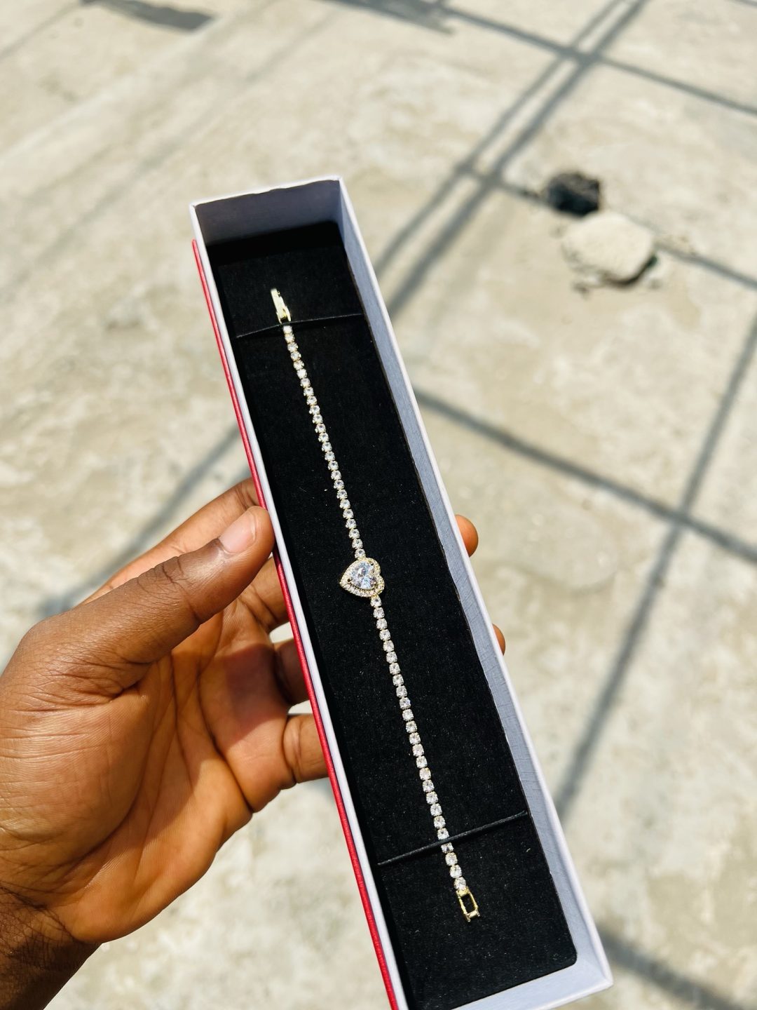 White love Cz bracelet (gold) - Image 2