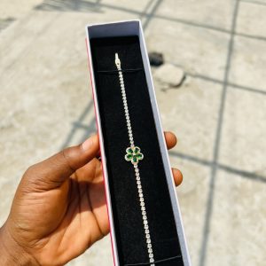 Green flowered Cz bracelet (gold)