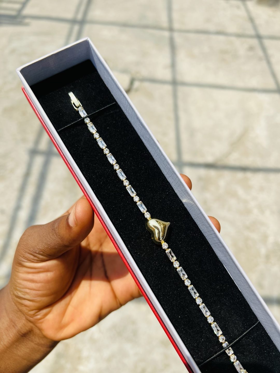 Tems love Cz bracelet (gold) - Image 3
