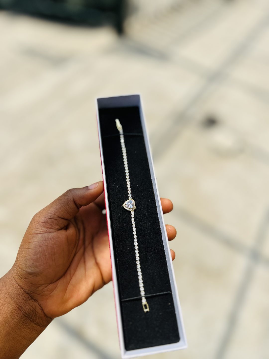 White love Cz bracelet (gold) - Image 4