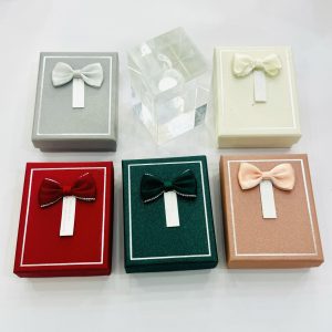 Small wishing necklace boxes