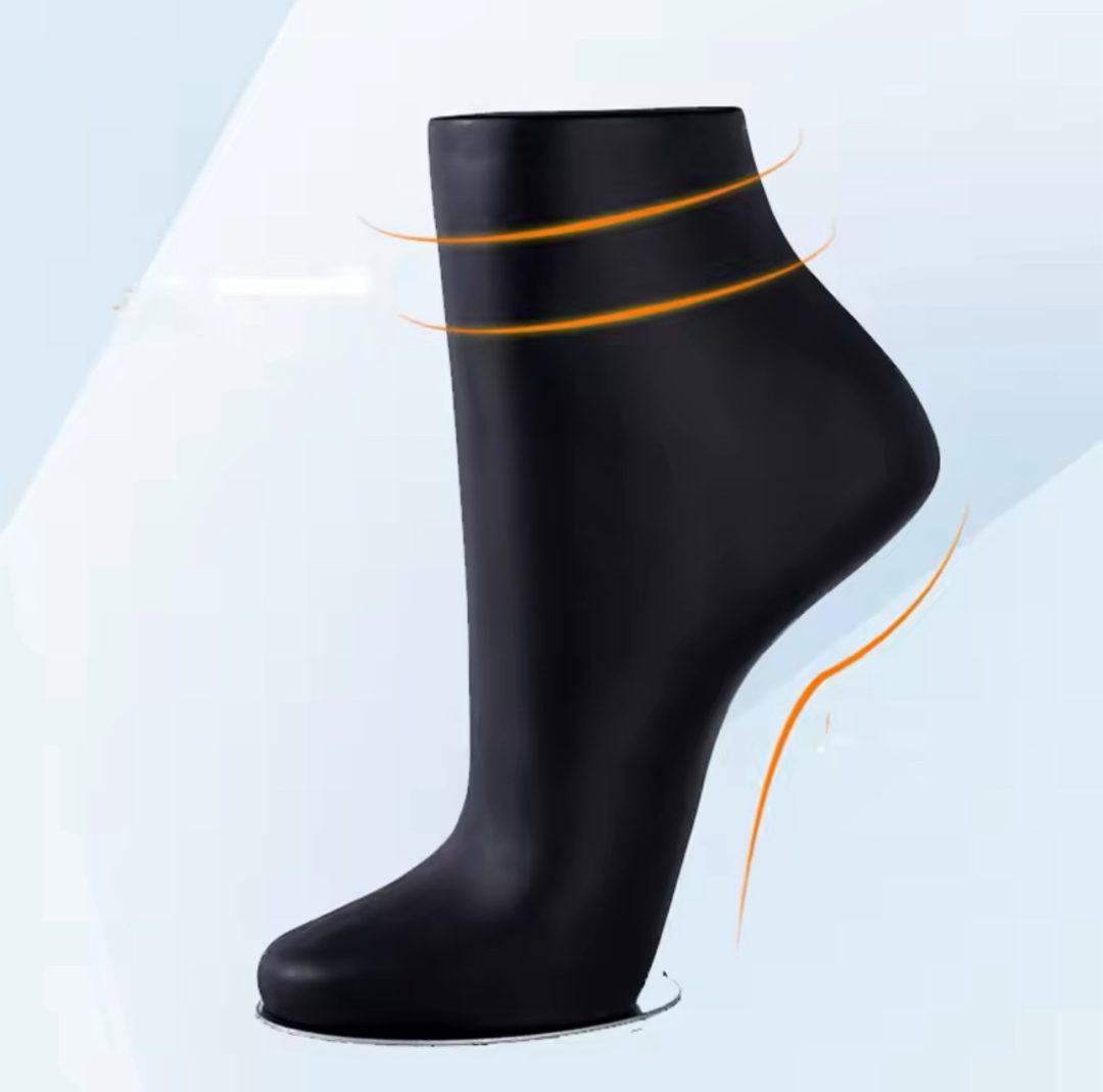 Anklets display leg