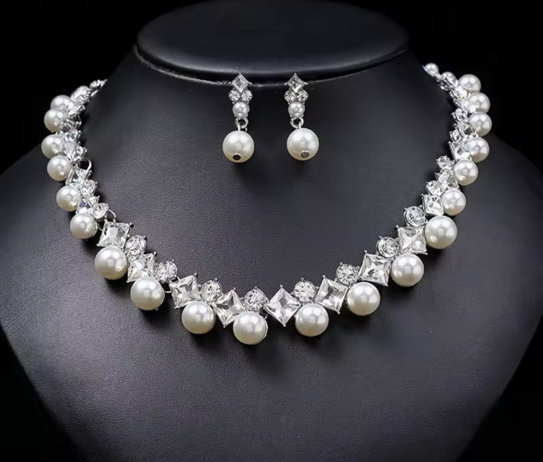Crystal pearl ball set silver