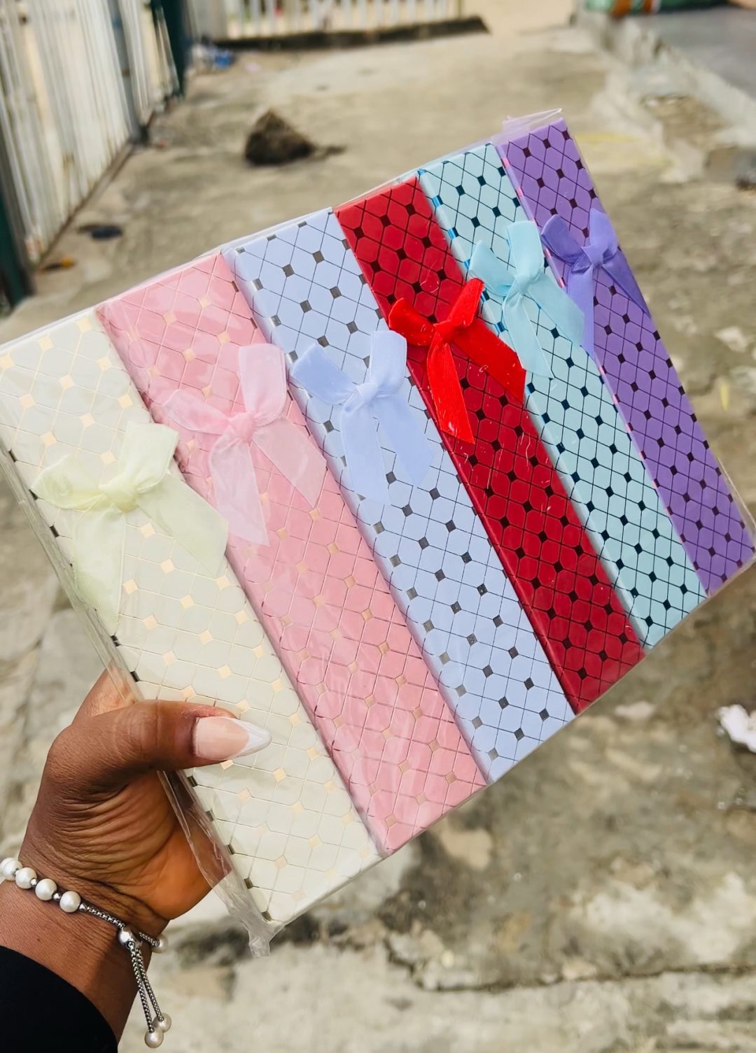 A dozen of long boxes (12pcs)
