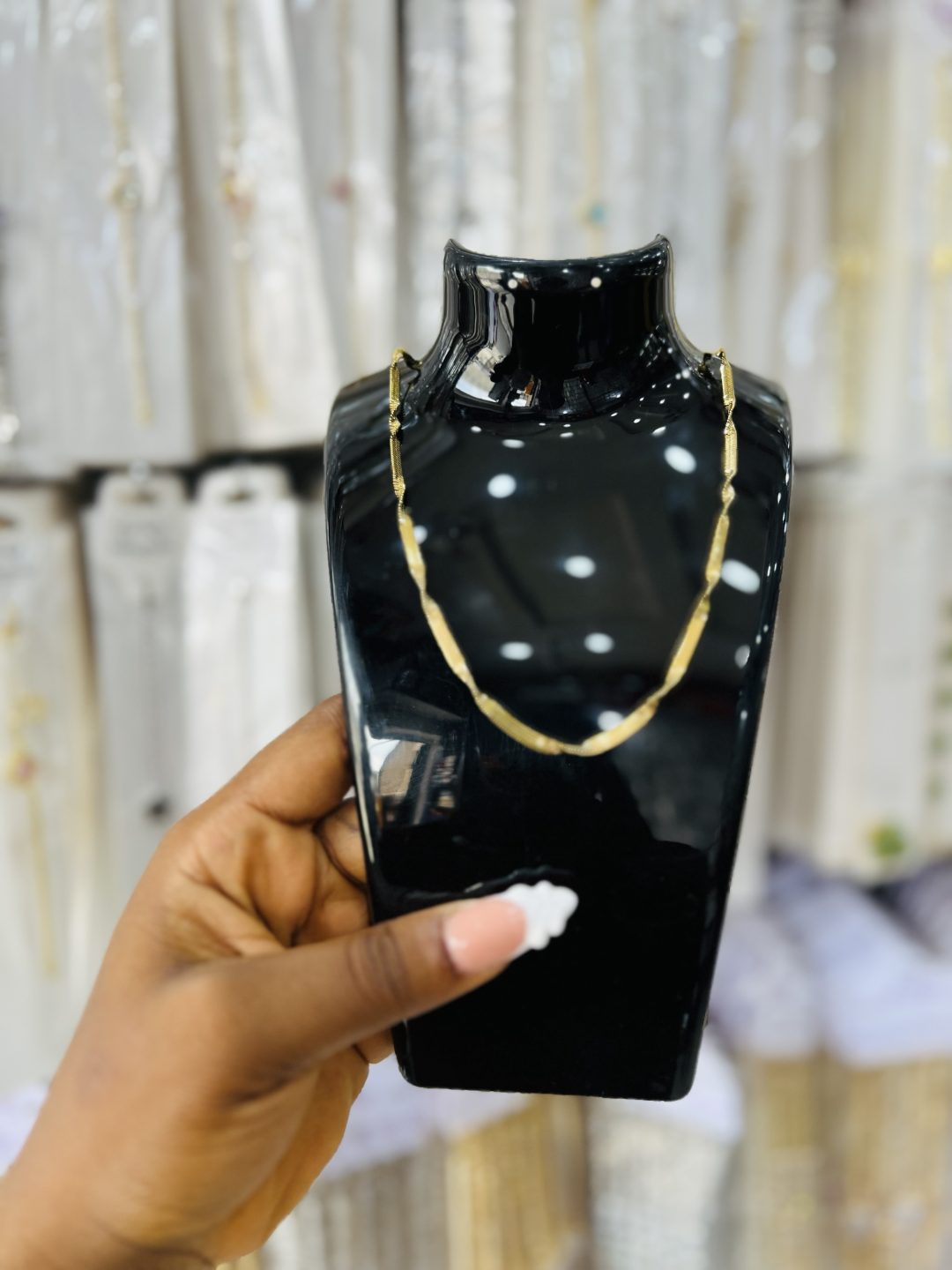 Shola steel chain - Image 2