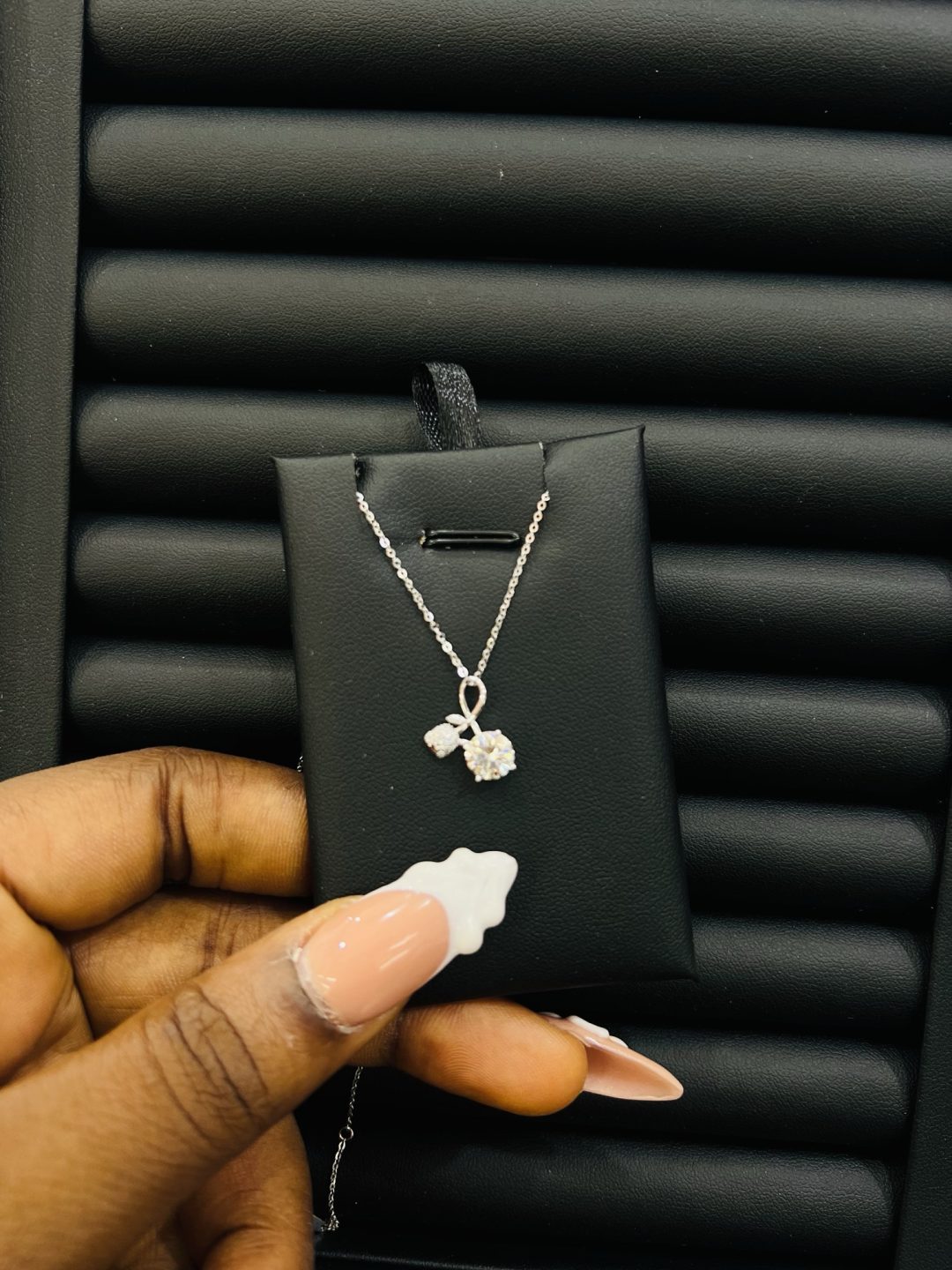 Eve’s Moissanite necklace