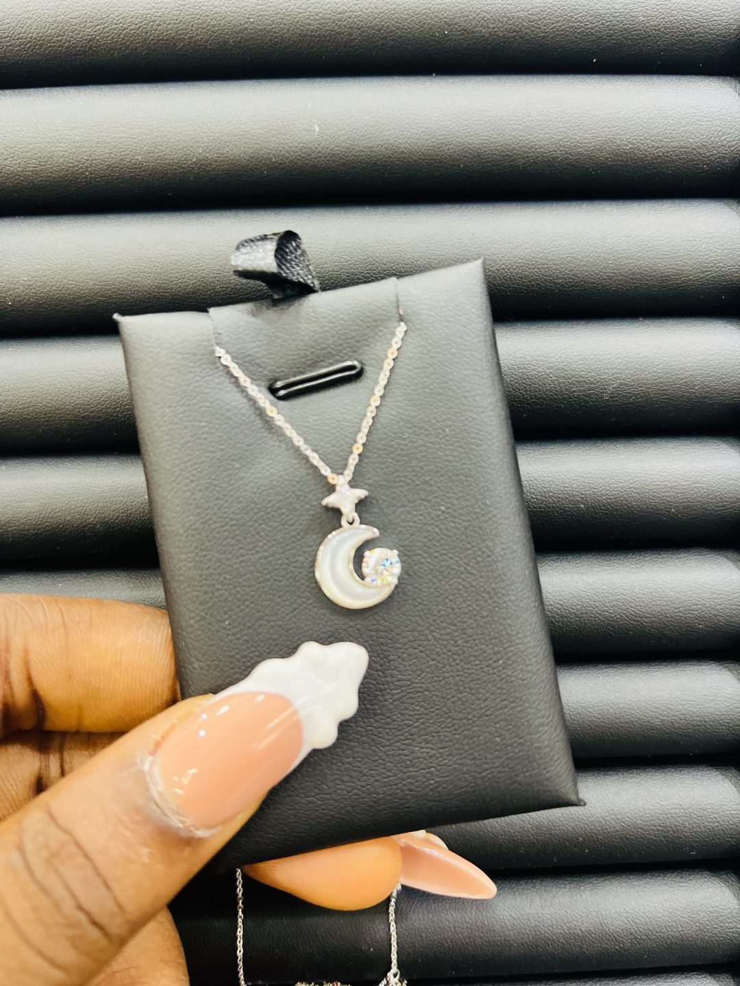 Moonlight Moissanite necklace - Image 4