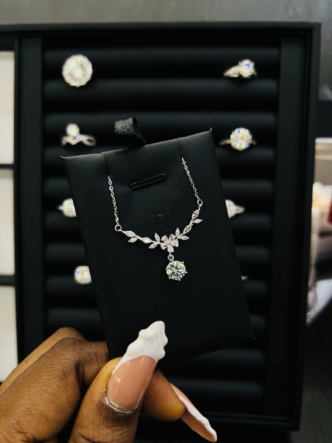 Tiara Moissanite Necklace - Image 3