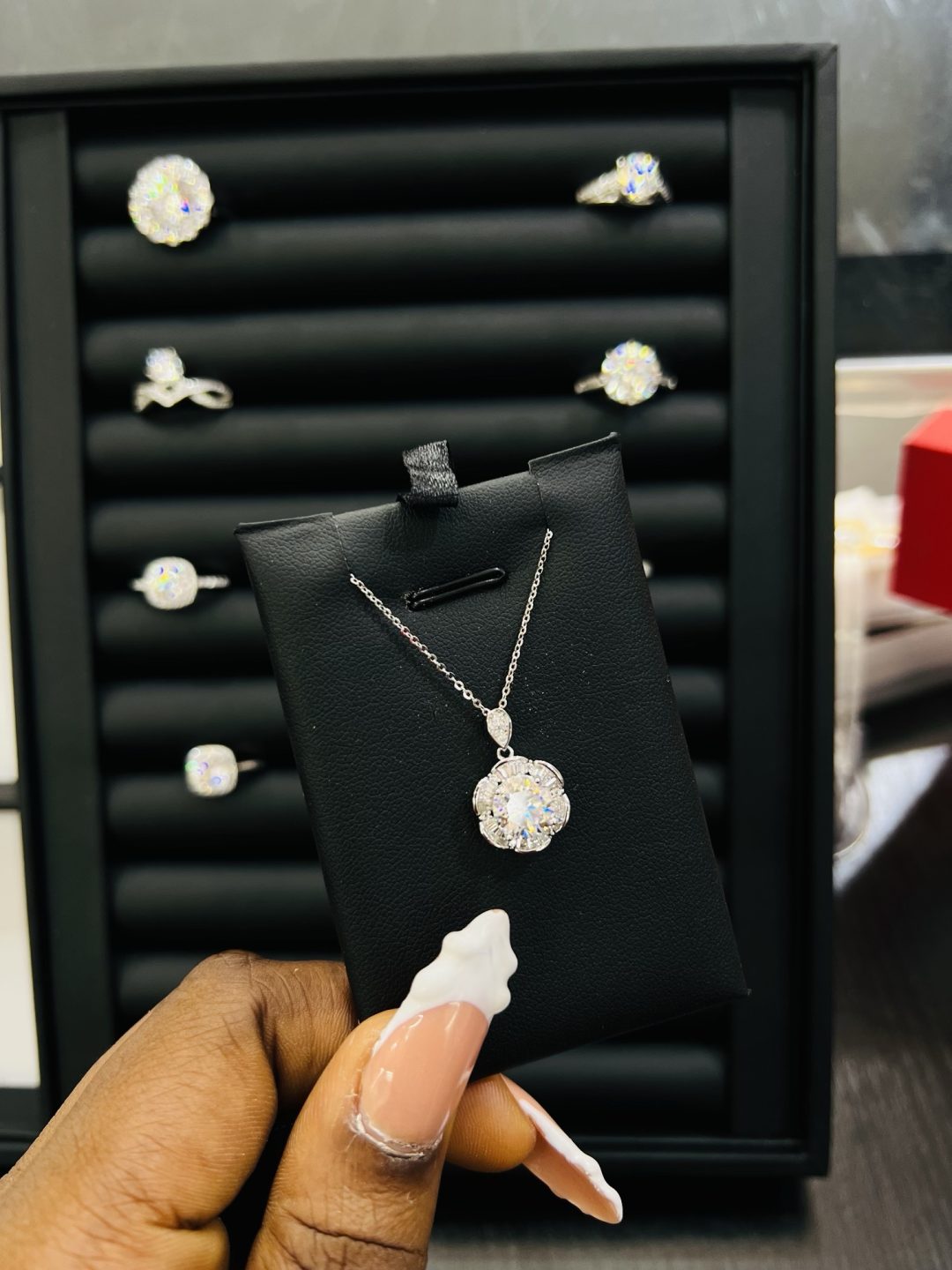 Divine’s Moissanite Necklace - Image 3