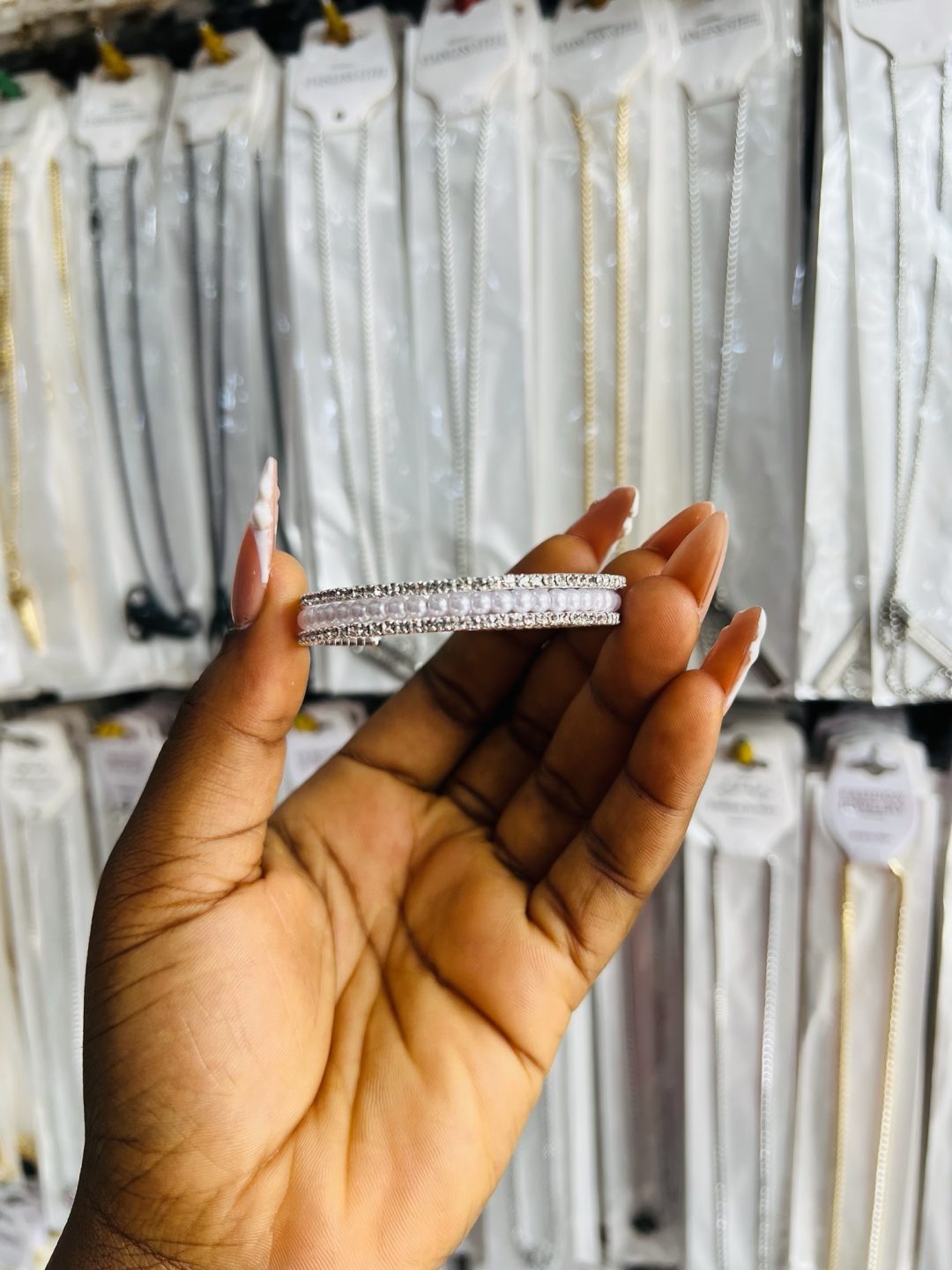 Fashion silver pearl bangle - Image 4