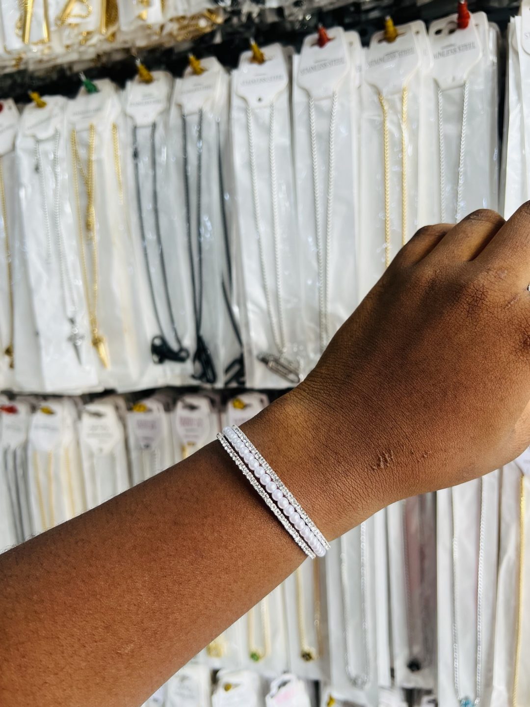 Fashion silver pearl bangle - Image 3