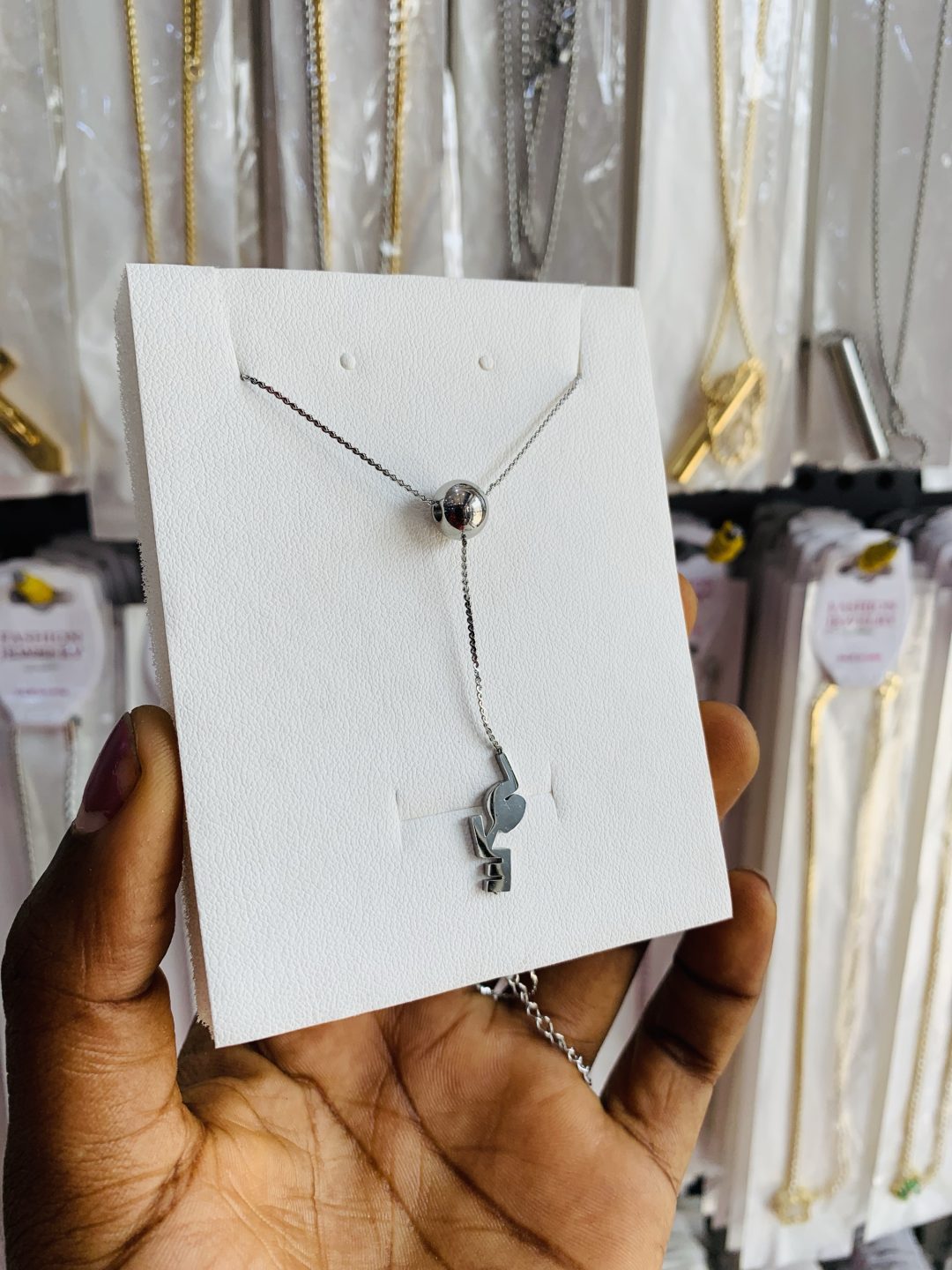Dayo’s ball necklace - Image 3