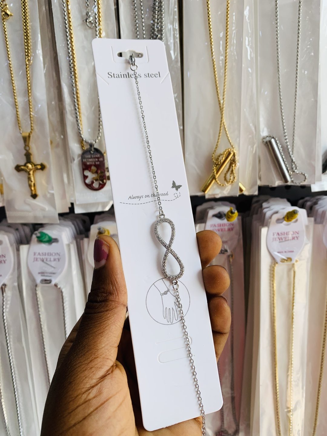 Plain infinity bracelet - Image 3