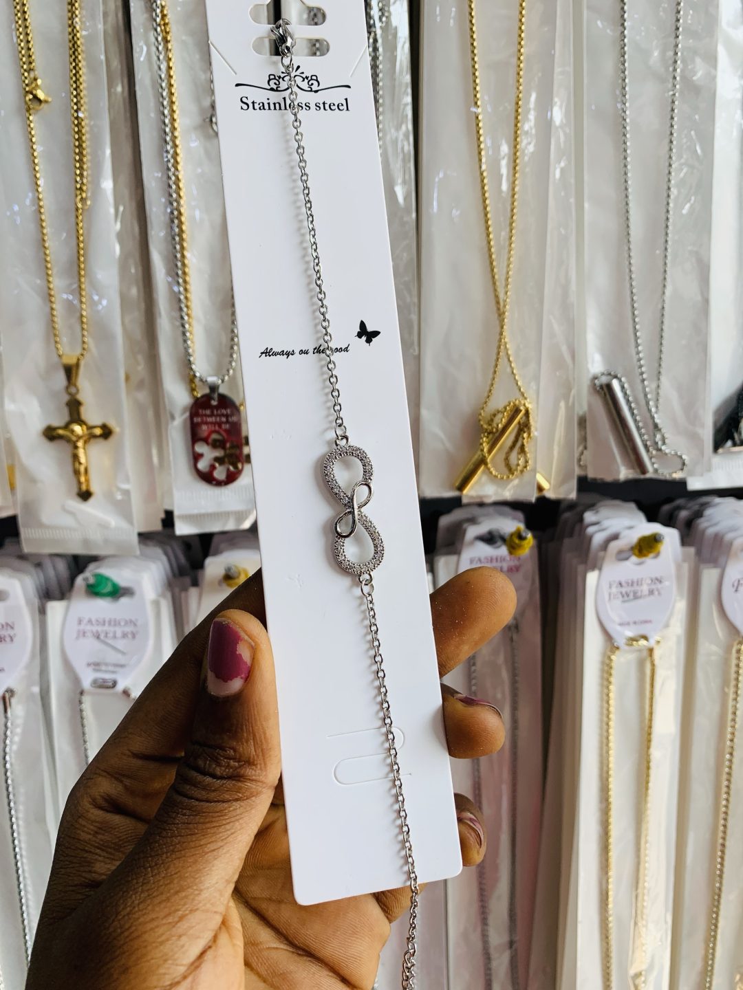 Fifi’s infinity bracelet - Image 3