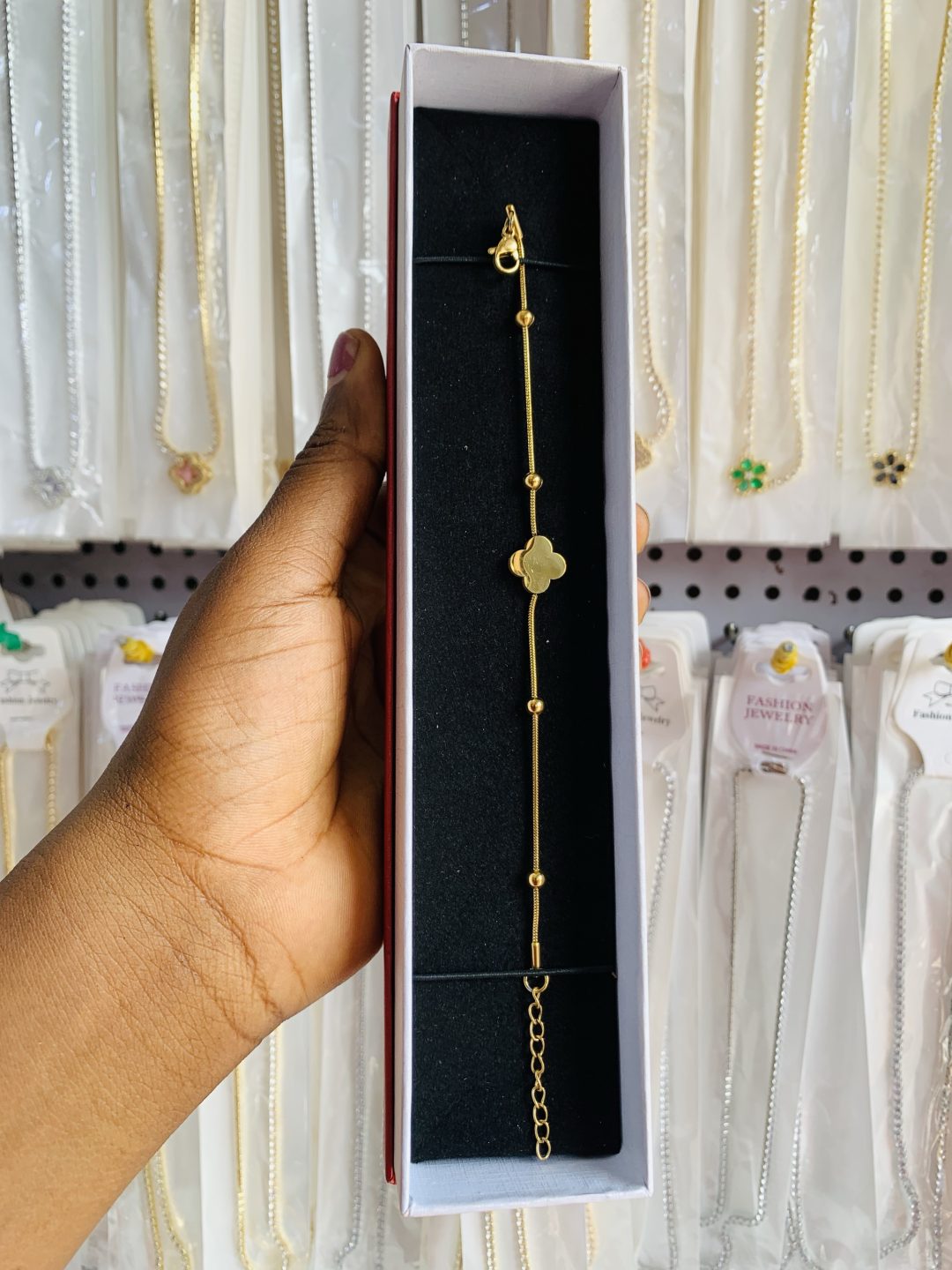 Vca ball bracelet