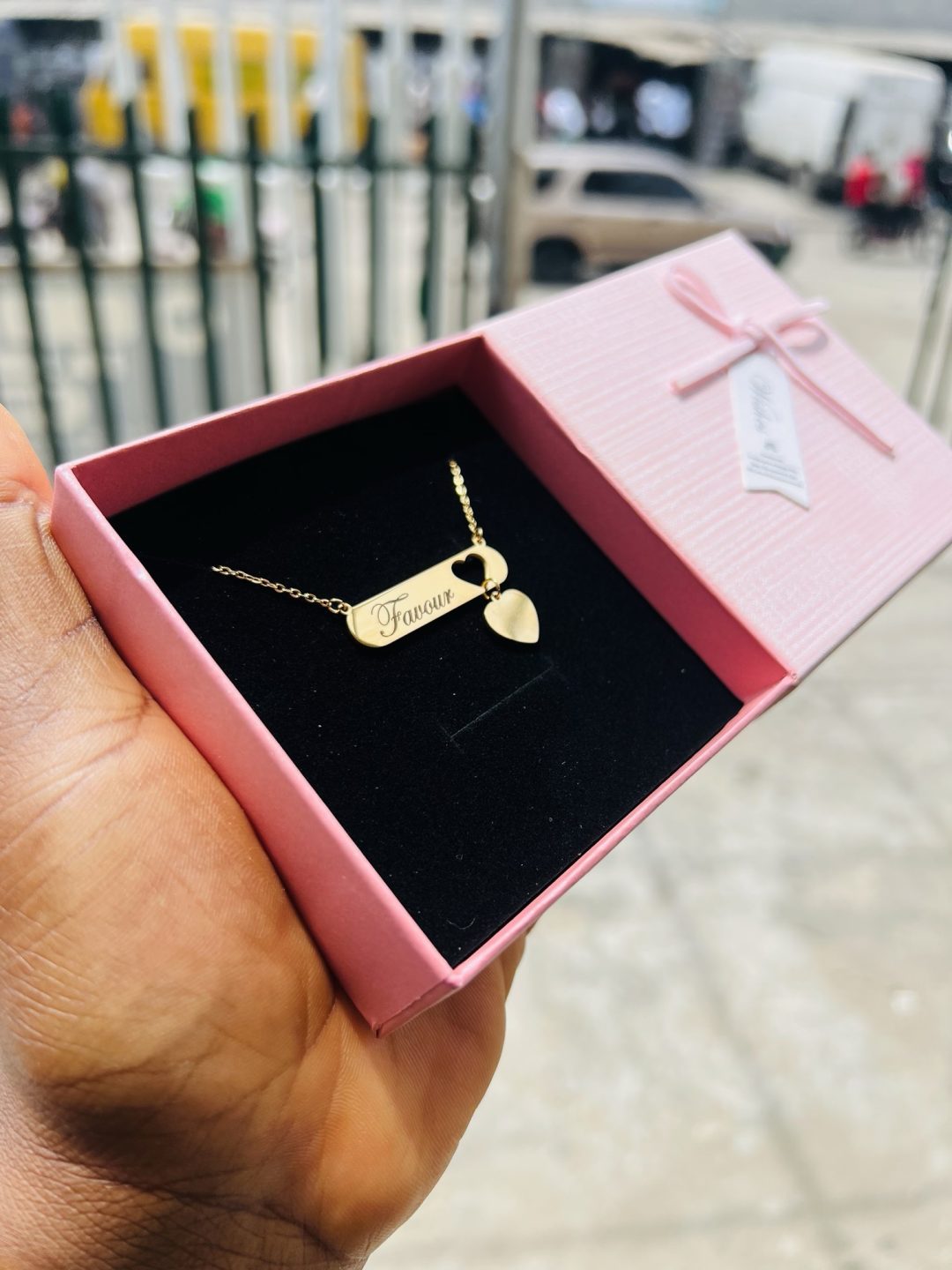 Love dropping engraved female necklace - Image 5