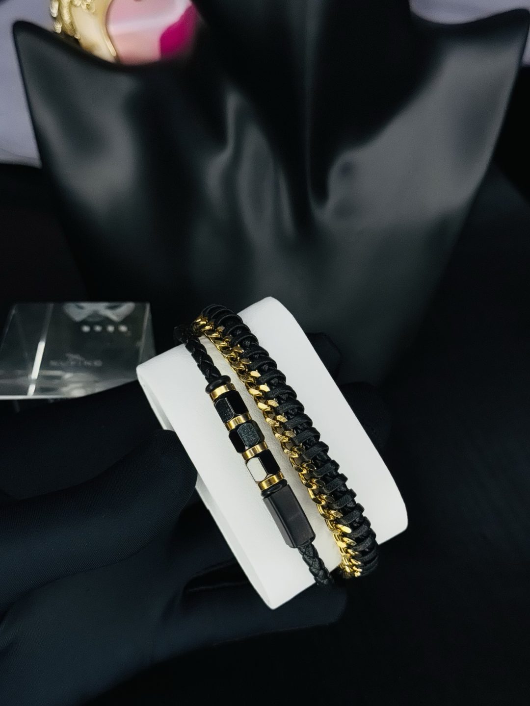 Male black leather bracelet 012