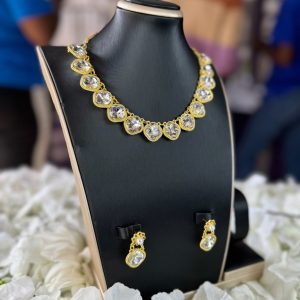 White cicilian fashion set