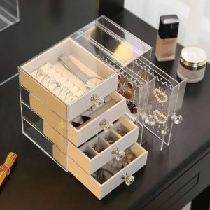 4+2 jewelry organizer