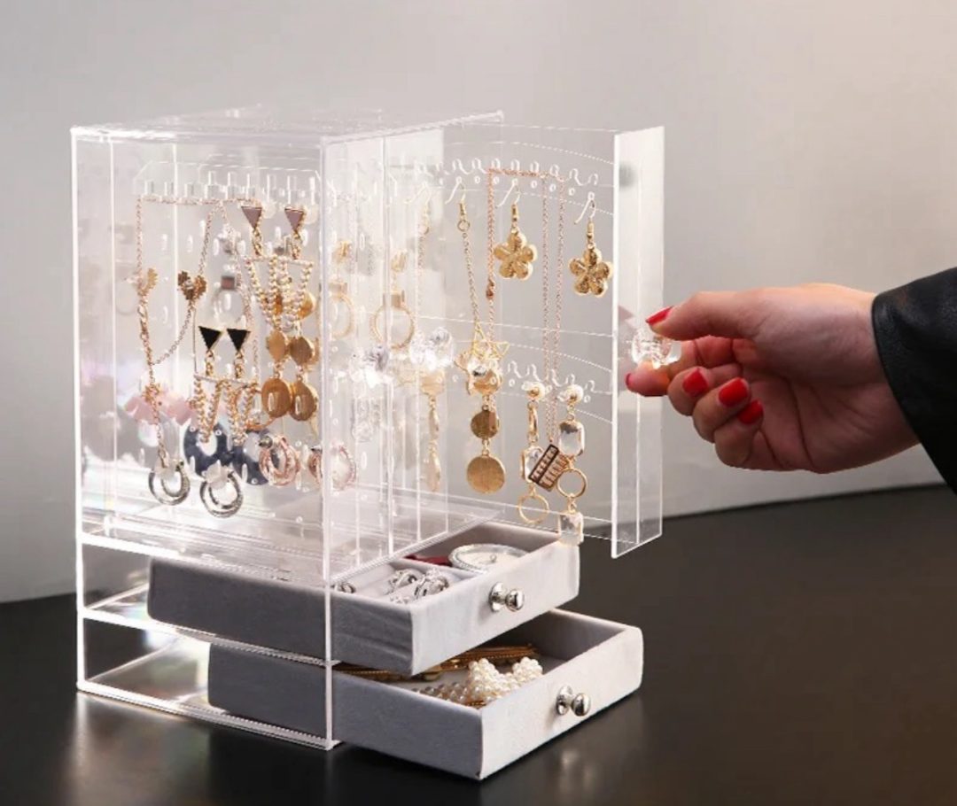 3 + 2 jewelry organizer